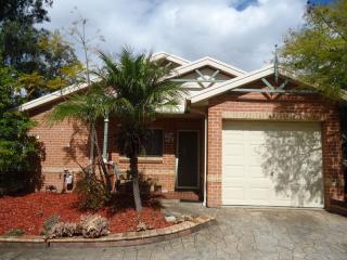 View profile: Spacious Villa in Sought After Location!