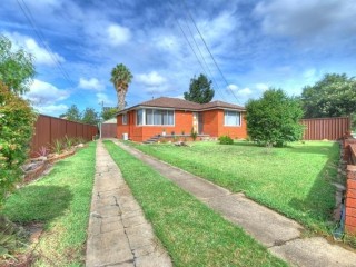 View profile: Fully Fenced, Air Conditioning, Built in robes