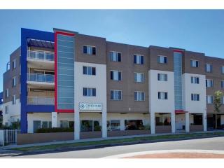 View profile: Ultra Modern Unit 