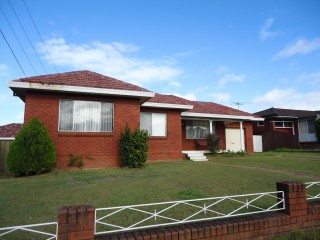 View profile: Air Conditioning, Polished Timber Floors & Huge Built in Robes