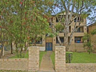 View profile: Walk to Station & Air Conditioned!