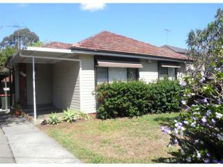 View profile: Beautiful Family Home! Walk to Station!