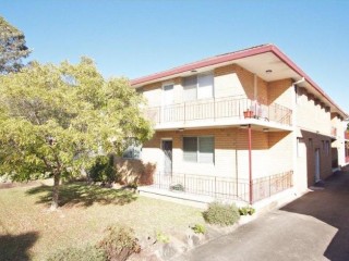 View profile: 2 BEDROOM UNIT, EXCELLENT LOCATION IN PEACEFUL SETTING