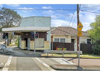 View profile: Outstanding Location!