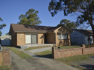View profile: Polished floorboards & Gas Cooking!!!!