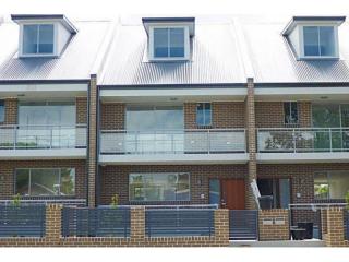 View profile: Luxury Townhouse