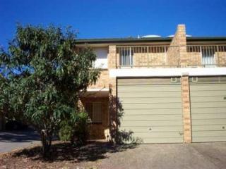 View profile: Three Bedroom Townhouse!