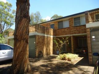 View profile: Peaceful Three Bedroom Townhouse!