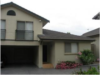 View profile: Modern Three Bedroom Townhouse