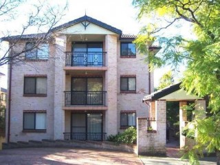 View profile: Outstanding Location - 5 Minutes Walk to Station