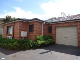 View profile: Modern Duplex! Air Conditioned! 2 Toilets!