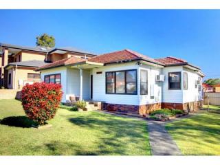 View profile: Well Presented Home!!!