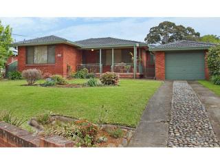 View profile: Top Quality Brick Home - Walk to Station