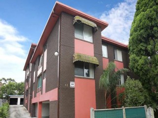View profile: Walk to Station & Shopping Centres!