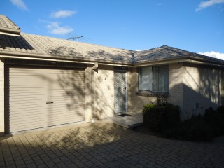 View profile: Fully Tiled Throughout