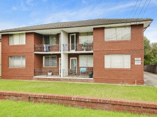 View profile: Outstanding Location! Walk to Station