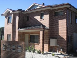 View profile: 3 Bedrooms! 3 Bathrooms! Walk to Station!